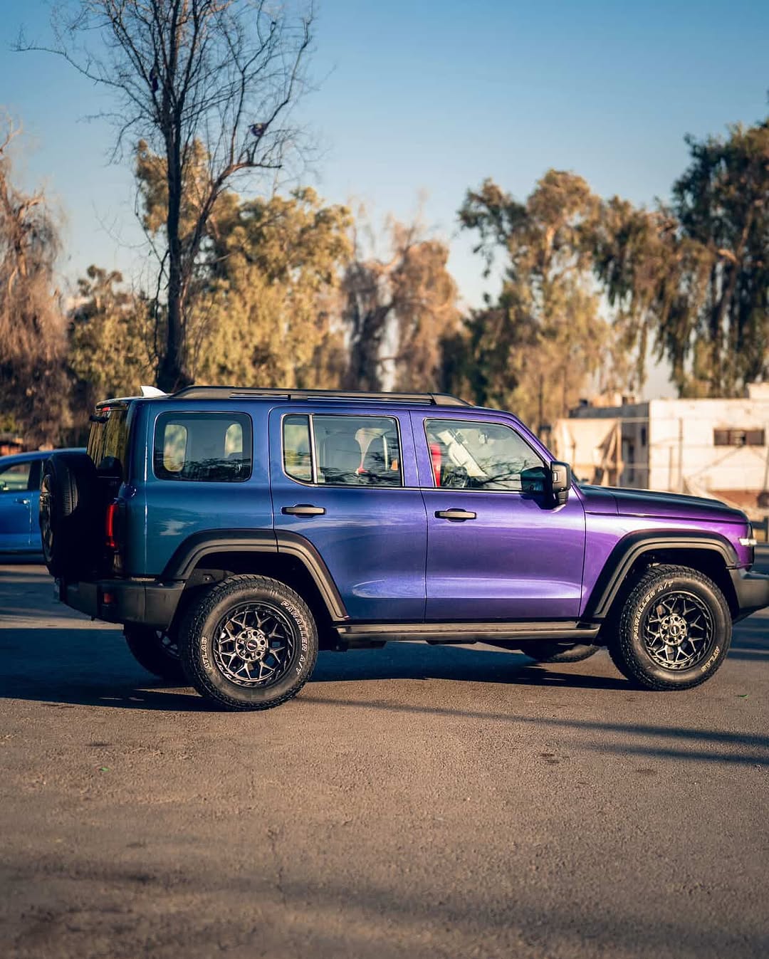 For the First Time in Iraq: Your Car, Your Color by GWM
